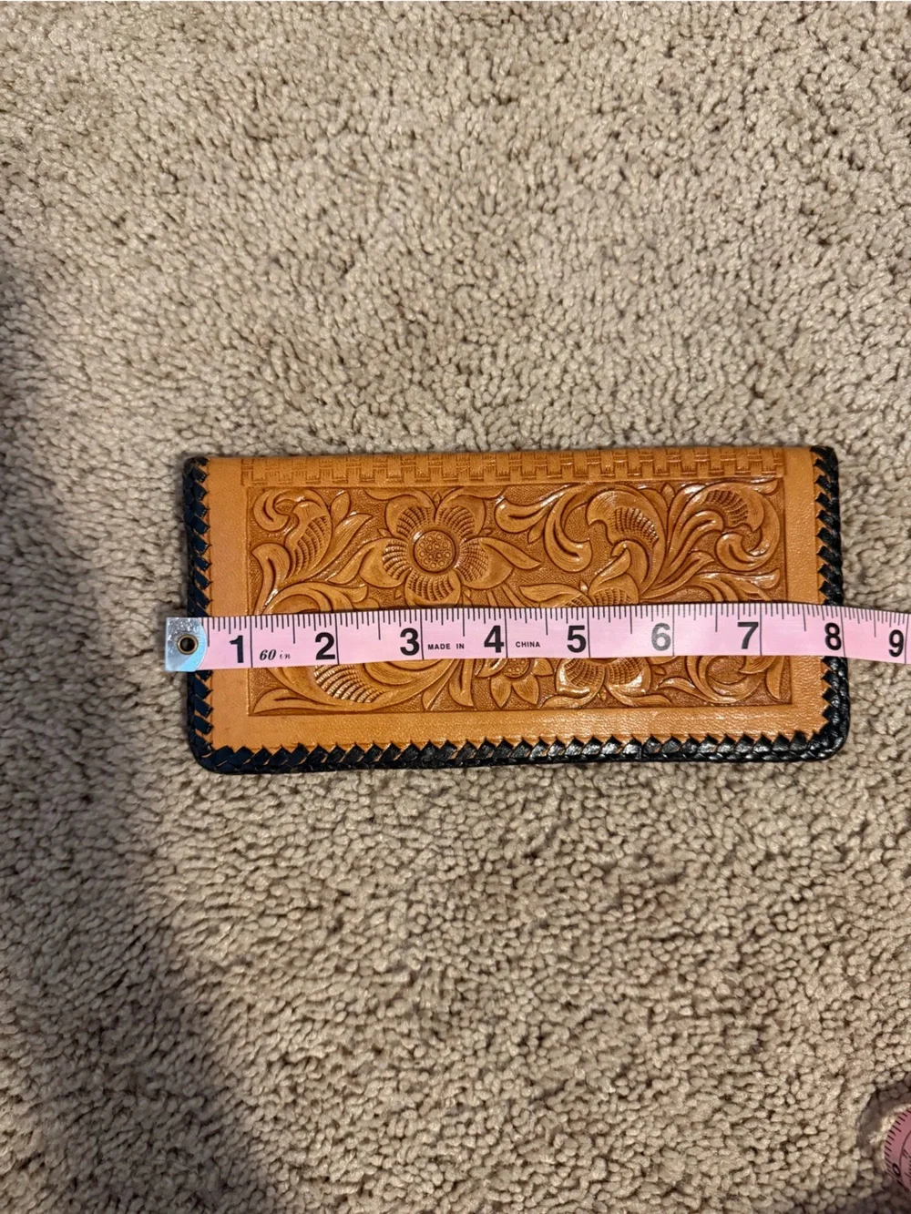 Vintage Hand Tooled Brown Leather Bifold Women’s Wallet w/ Zipper Pocket